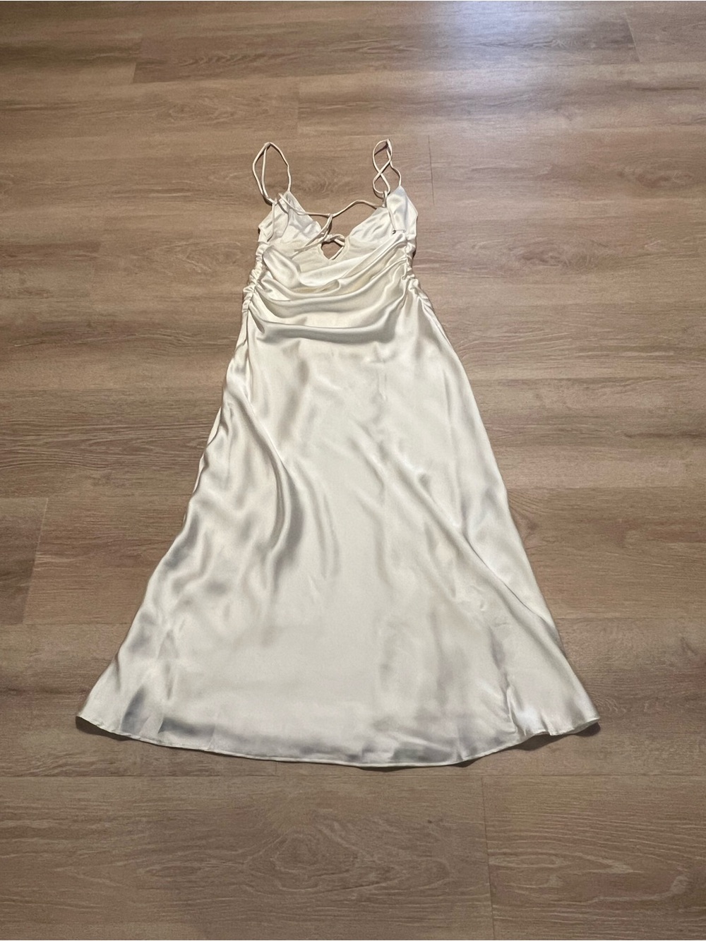 NWT “FLAWED” Zara Ivory Satin Maxi Slip Dress with Front Keyhole Size Small - Picture 9 of 16